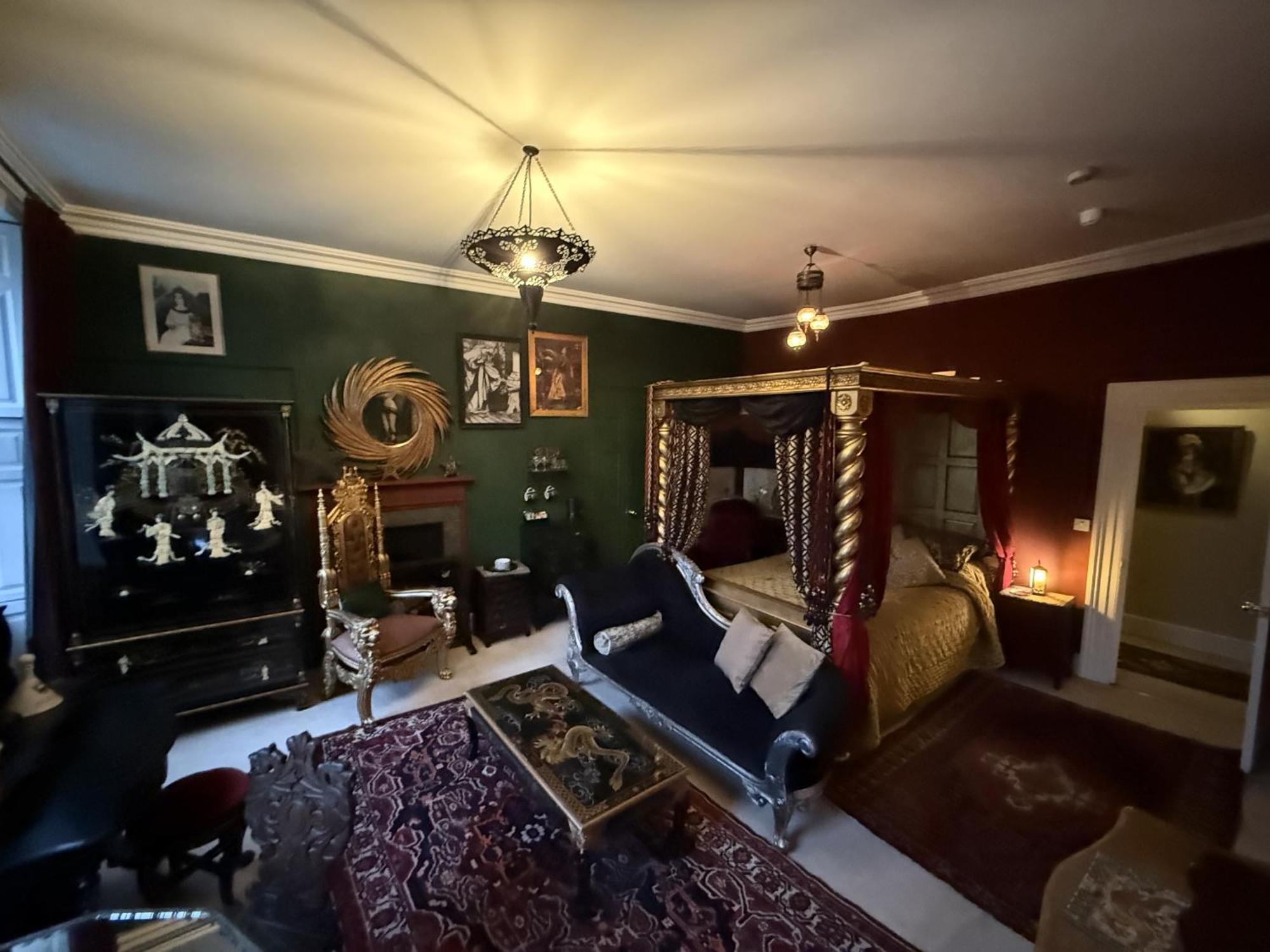 Отель The Covenstead Гластонбери Экстерьер фото